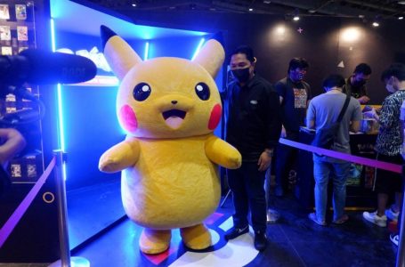 Tak Mau Kalah, Erick Thohir Selfie Bareng Pikachu di Booth Pokémon – Urban Sneaker Society
